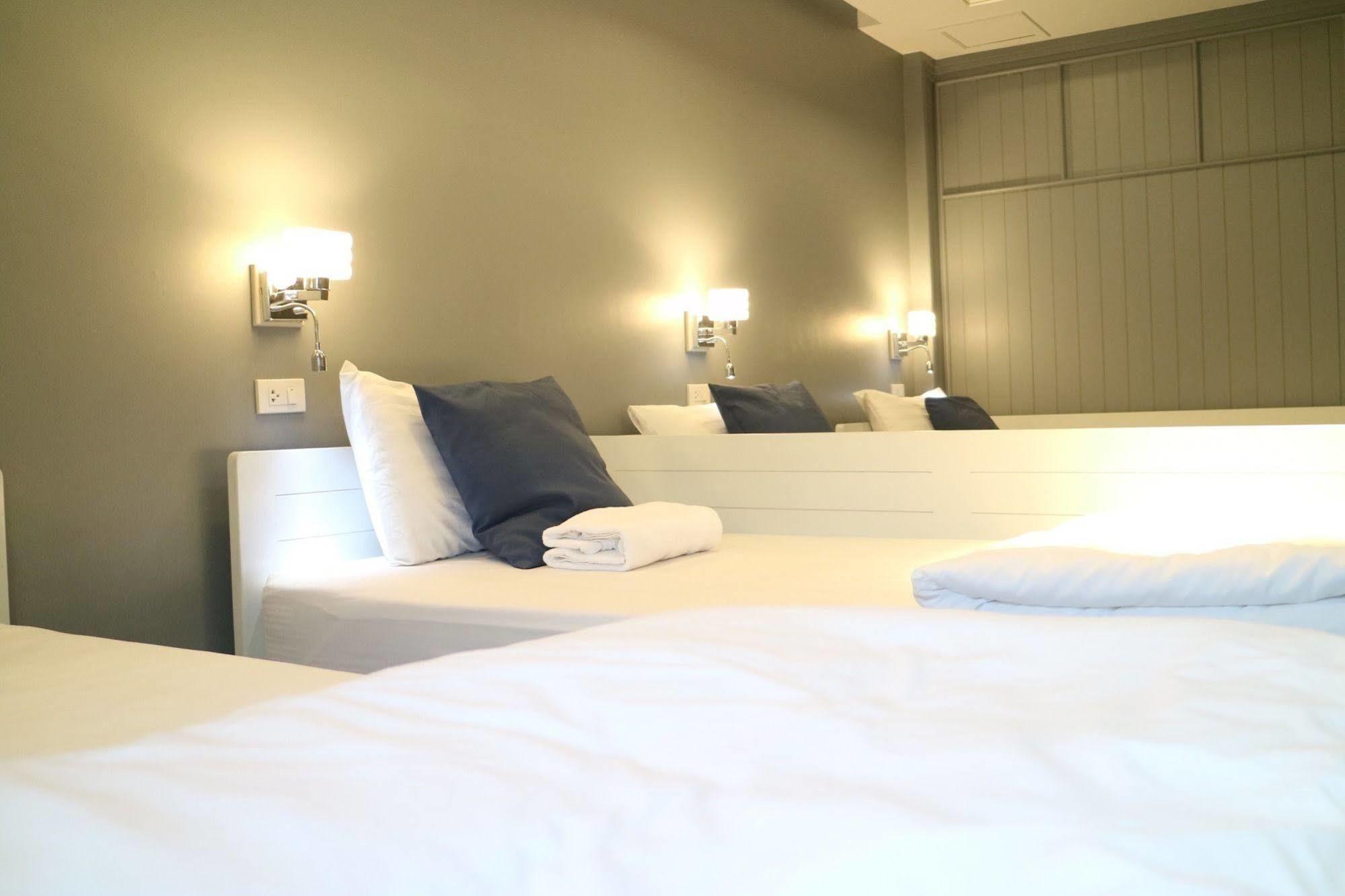 Golden Mountain Hostel Bangkok Kültér fotó