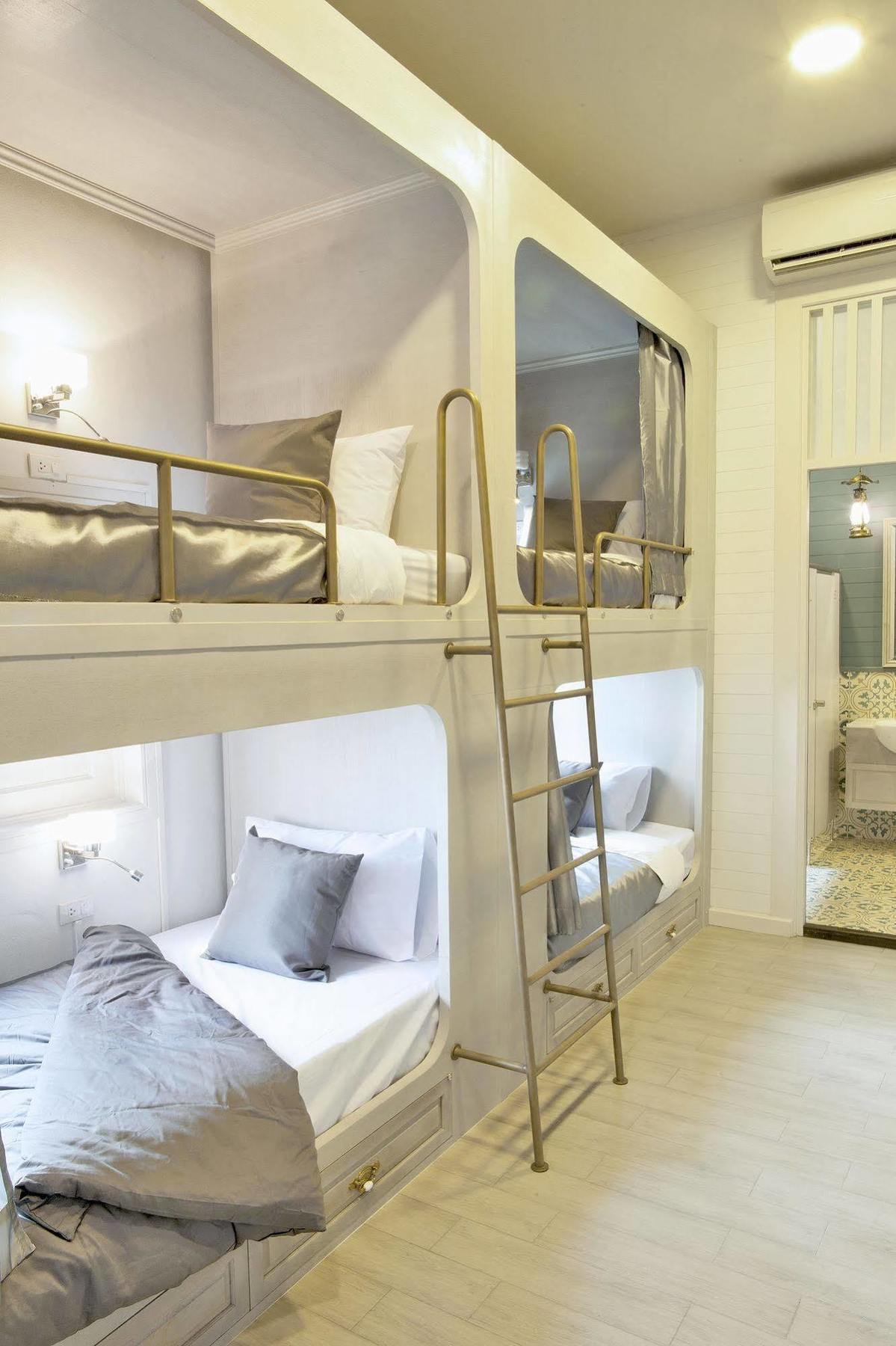 Golden Mountain Hostel Bangkok Kültér fotó